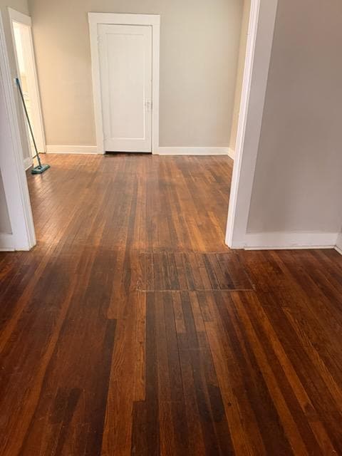 Building Photo - 110 SE 22nd Ave