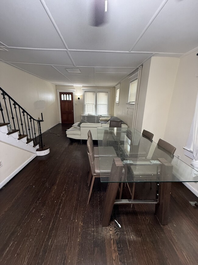 Foto del edificio - 834 Chambers St