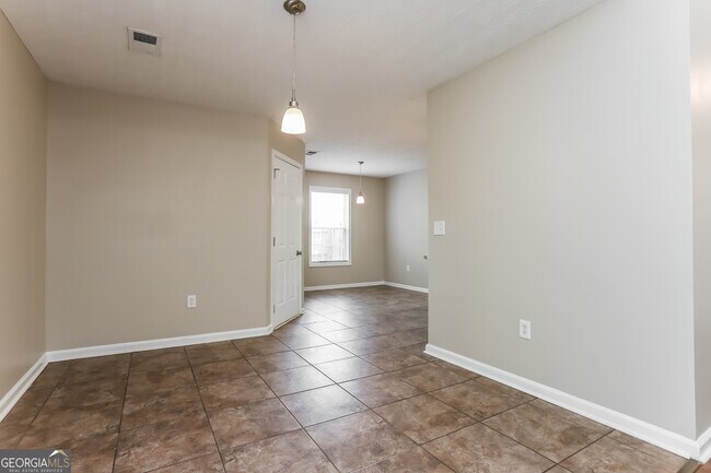 Foto del edificio - 15 Arthurs Ln