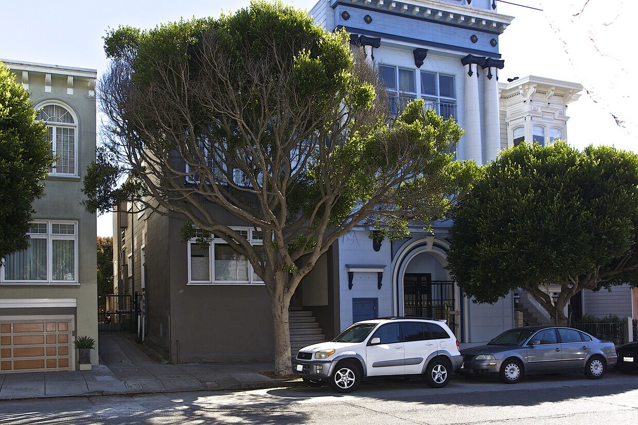 Primary Photo - 2345 Jackson St