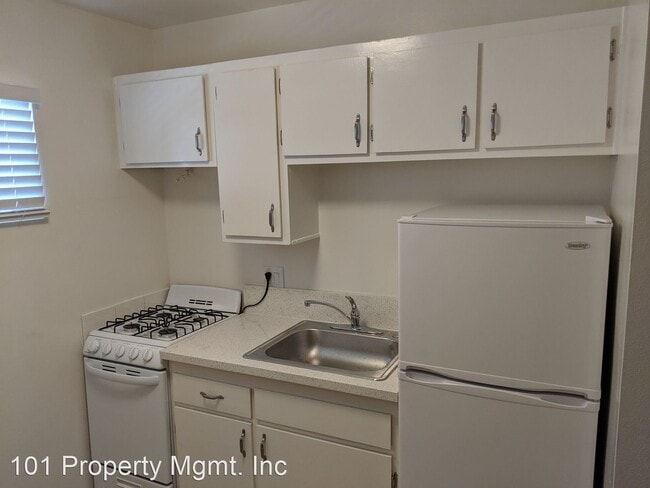 Building Photo - 175 Kinman Ave