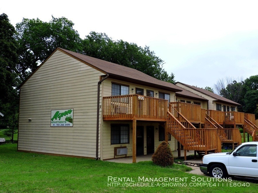 Aspen ApartmentsStudio Apartment for Rent in Topeka, KS