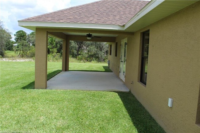 Building Photo - 5085 Myrtle Beach Dr