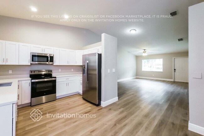 Foto del edificio - 10203 NW 36th St