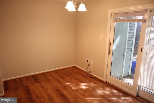 Foto del edificio - 3030 Ohara Pl