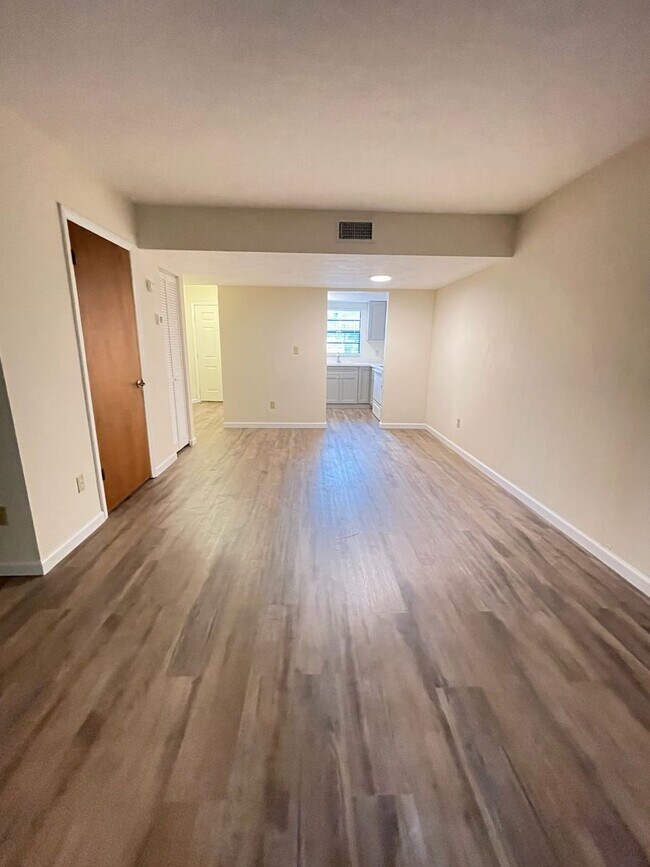 Foto del edificio - 914 SW 59 Terrace
