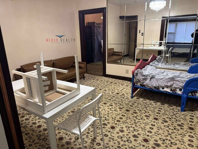 Foto del edificio - 26-28-28 96th St