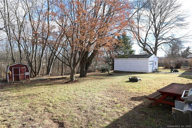 Building Photo - 256 Middletown Ave
