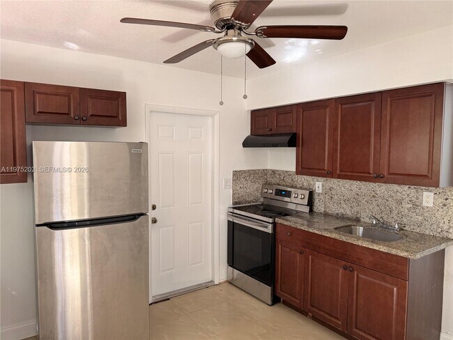 Building Photo - 313 NE 57th St