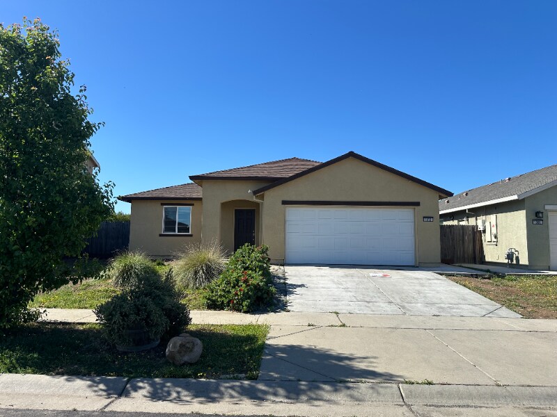 Foto principal - 1312 Ladyfern St