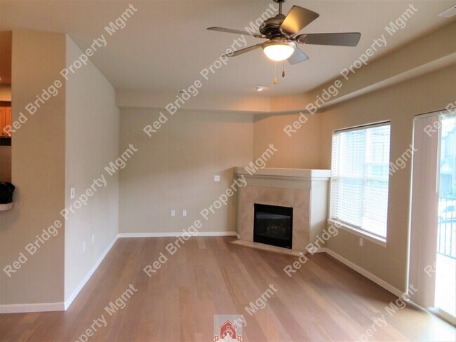 Building Photo - 10850 SW Huntington Ave