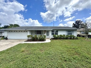 Building Photo - 903 Marscastle Ave