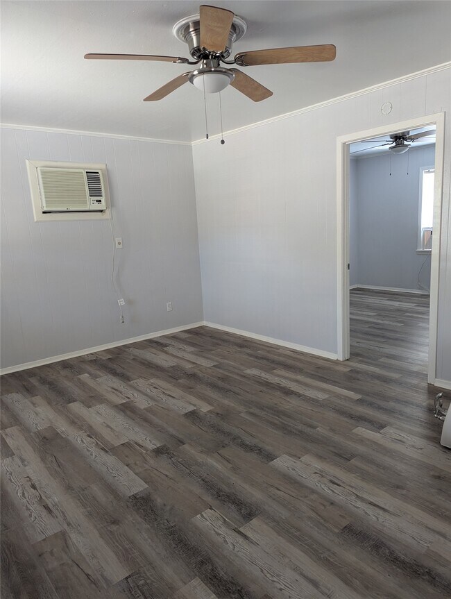 Foto del edificio - 1311 1/2 21st St