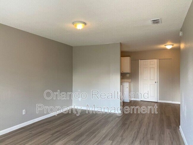 Building Photo - 4135 Covington St