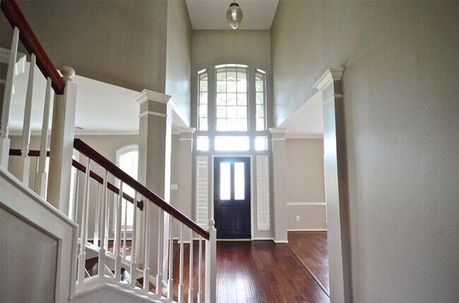 Foto del edificio - 5802 Sage River Ct