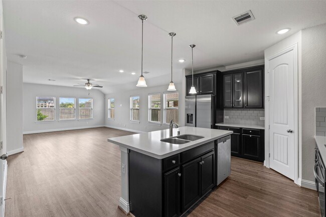 Building Photo - 3818 W Vicksburg Estates Dr