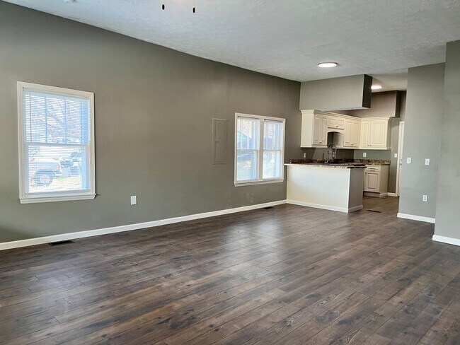 Foto del edificio - Three Bedroom Home Downtown Corbin, KY