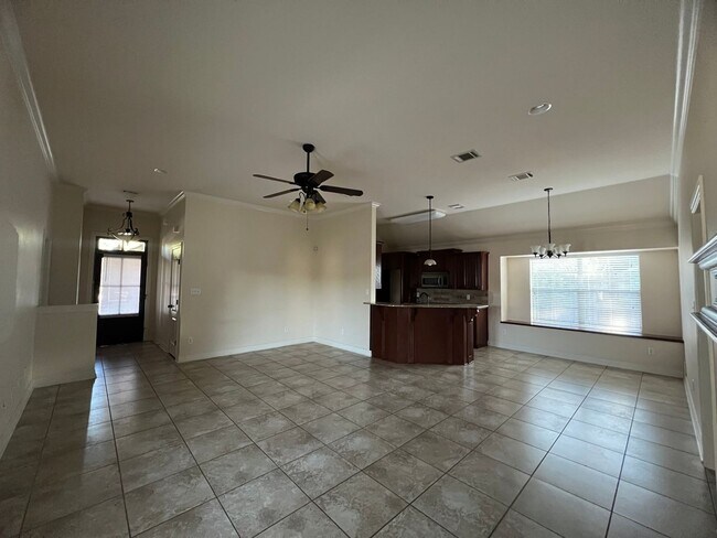 Building Photo - Close to Barksdale Air Force Base... Gated...