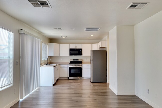 Foto del edificio - 4751 Chino Peak Ct