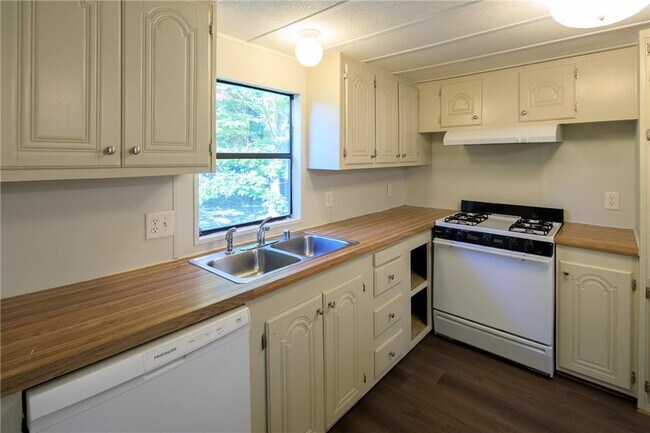 Foto del edificio - 2815 Dahlonega Hwy