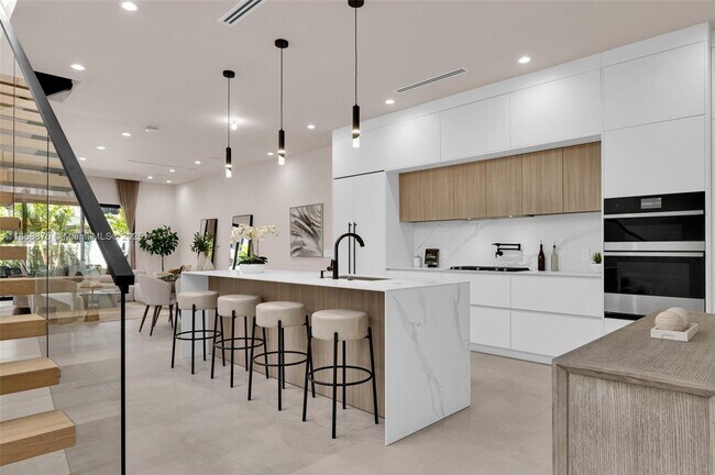 Foto del edificio - 923 NE 17th Way