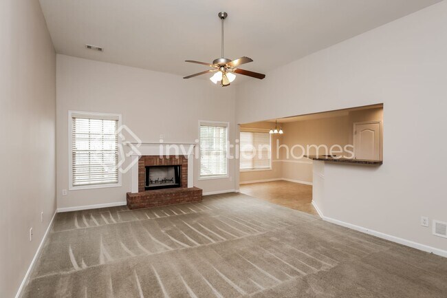 Foto del edificio - 1307 Elmswood Glen Way SE