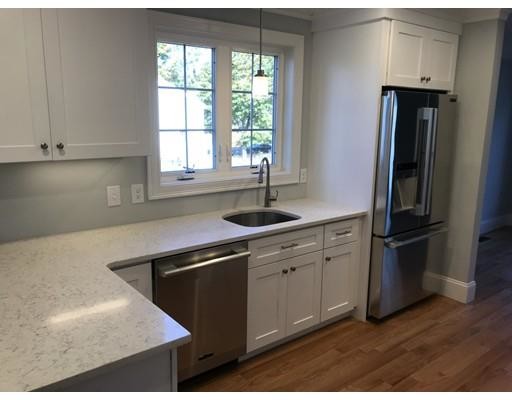 Building Photo - 142 Massasoit St