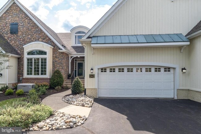 Foto del edificio - 5812 Hickory Hollow Ln