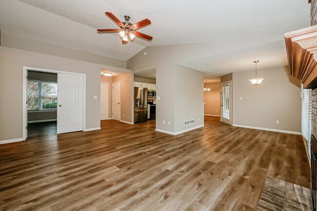 Foto del edificio - 509 Village Blvd
