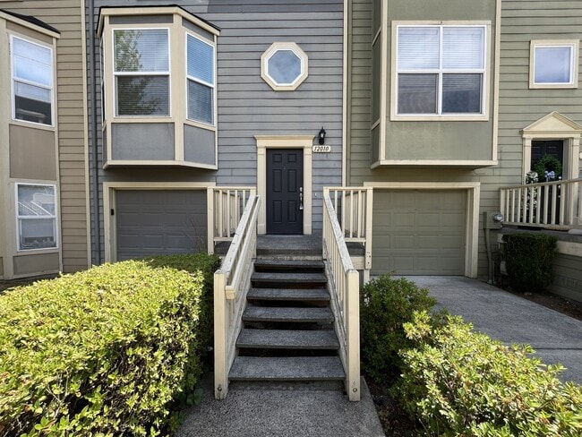 Photo - Remodeled Beautiful Progress Ridge Town home! 2 Bedrooms 2 Baths, 1628 Sq. Ft.