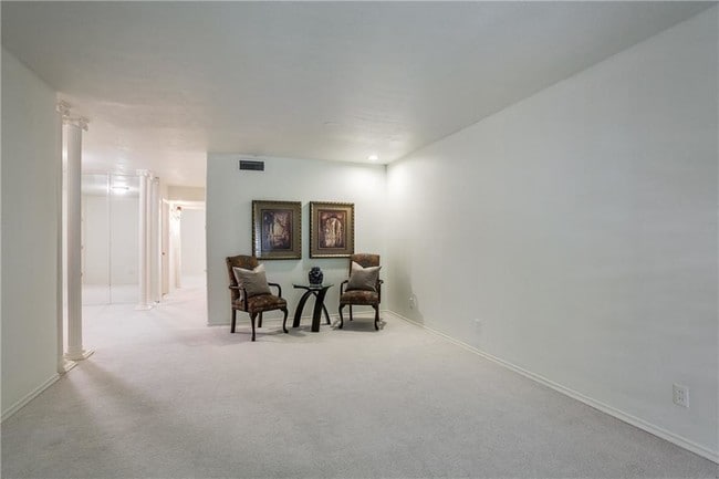 Building Photo - 6333 Diamond Head Cir