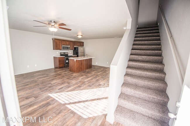 Building Photo - 3 br, 2.5 bath House - 4348 Ashburn Way