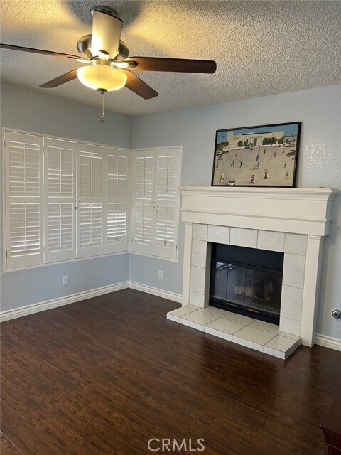 Building Photo - 29154 River Run Ln