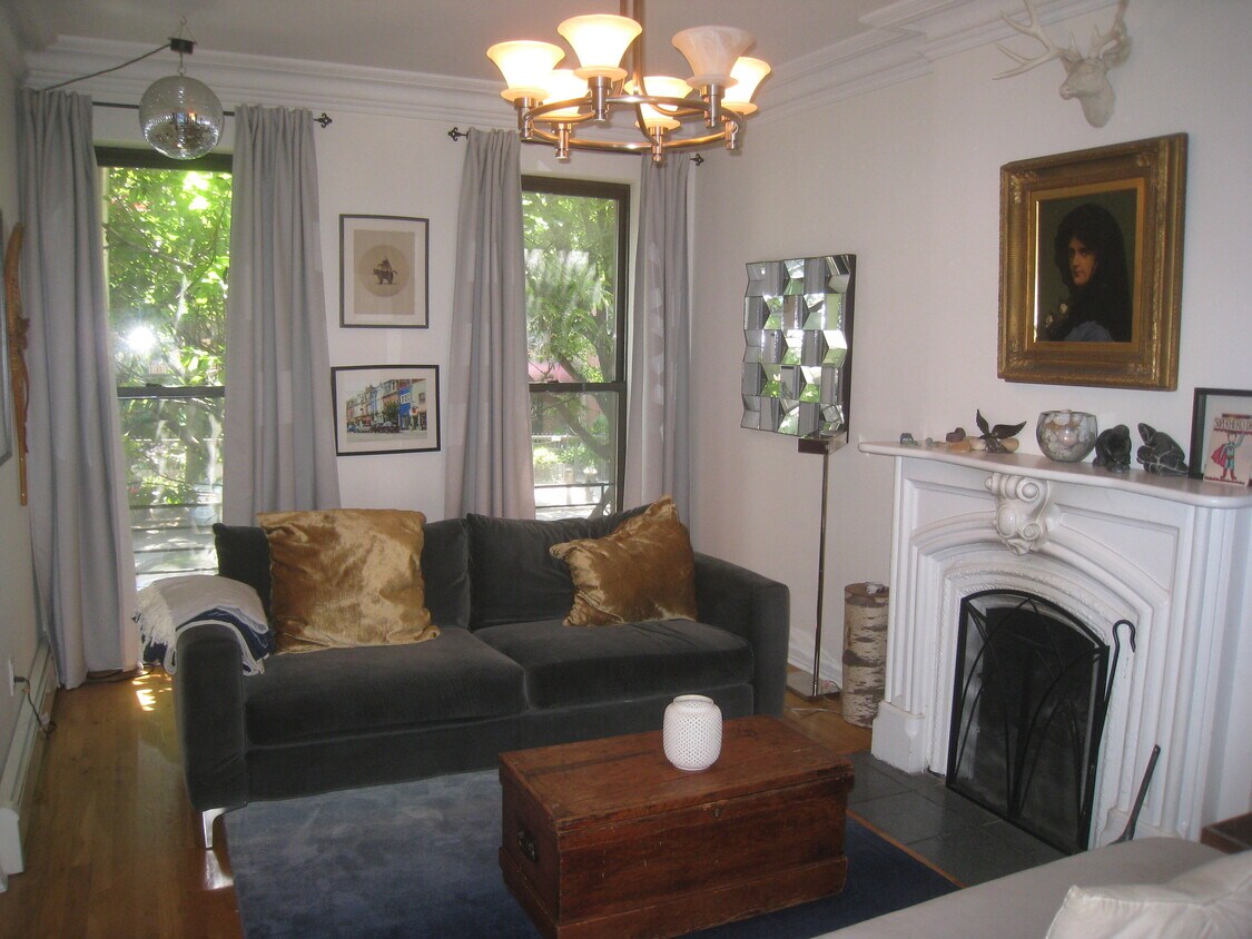 Living Room - 540 Clinton St