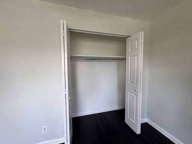 Building Photo - 8537 40th Ter N