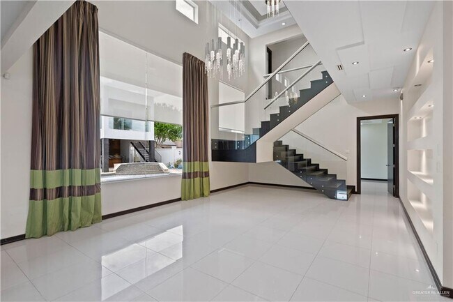 Foto del edificio - 32 May Dr