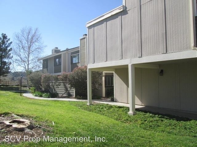 Foto del edificio - 27070 Hidaway Ave