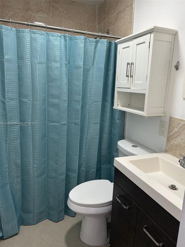 Foto del edificio - 1351 NW 132nd Terrace