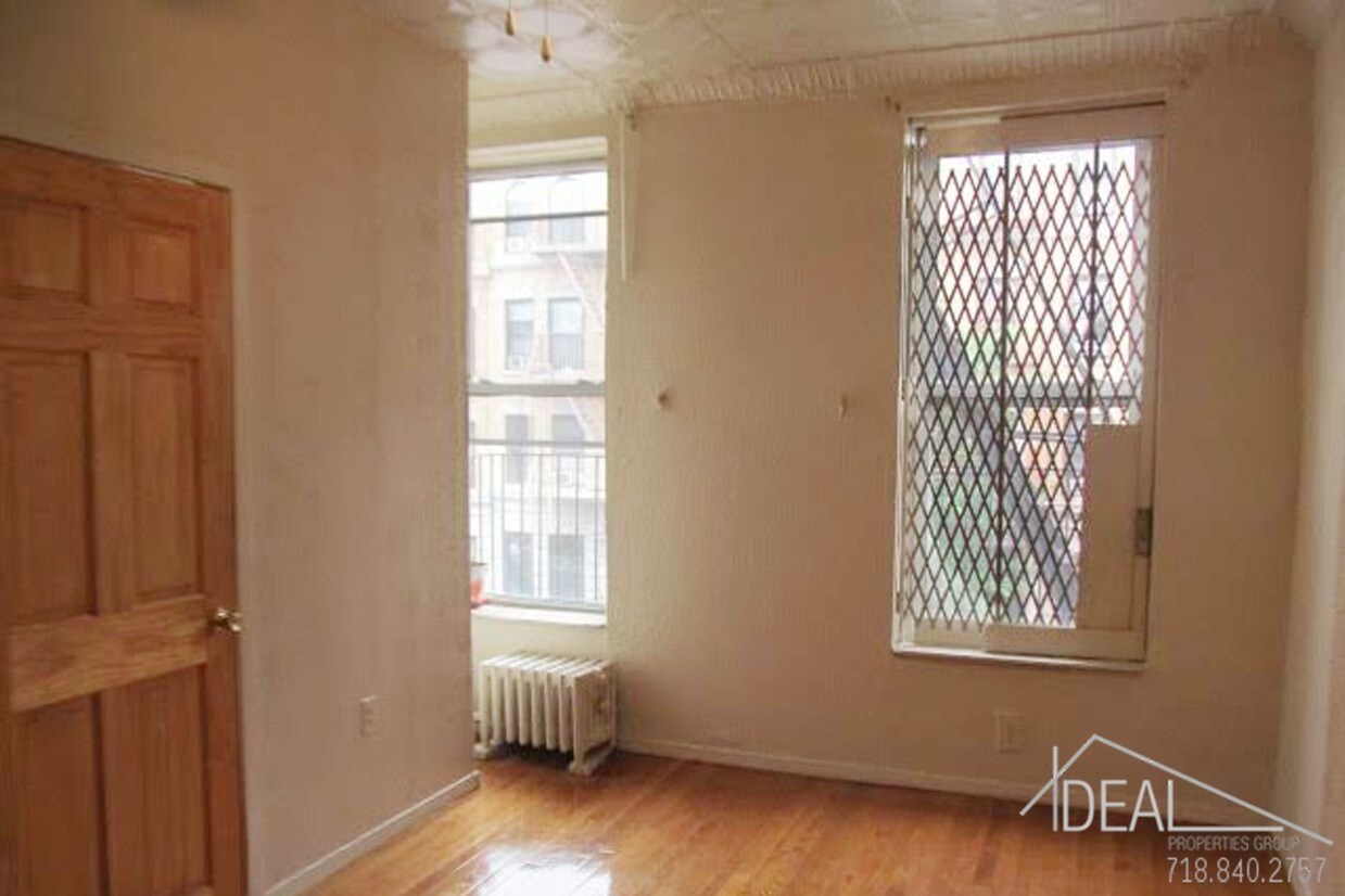 Foto principal - 599 Franklin Ave