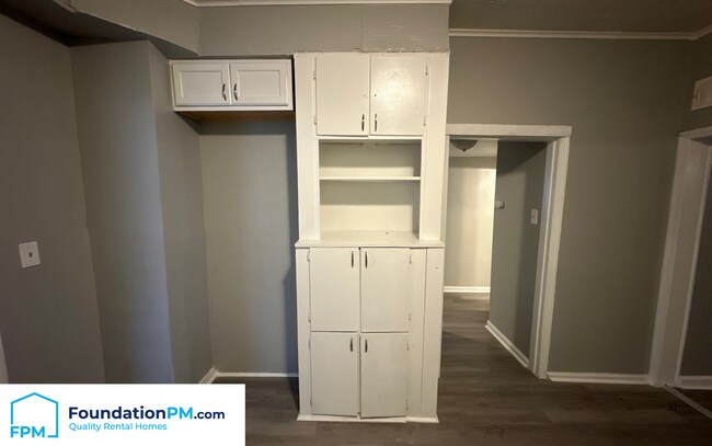 Foto del edificio - 2271 Hubbard Ave