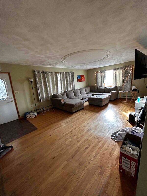 Foto del edificio - 131 Valley View Dr