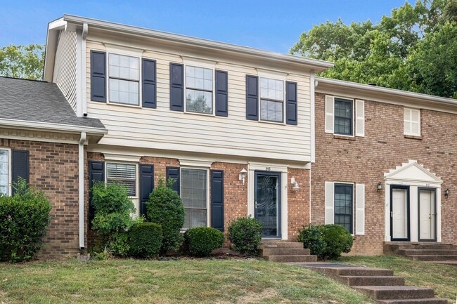 Building Photo - Brentwood Williamson County/Available now!...