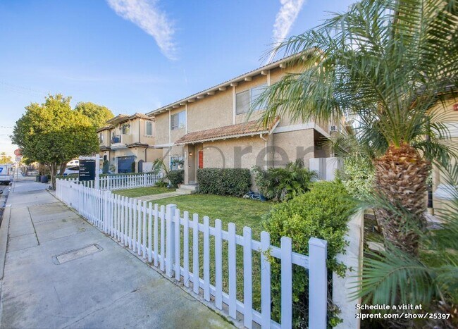 Building Photo - 2312 Ruhland Ave