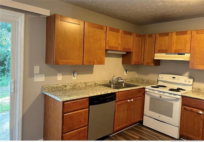Building Photo - 5754 Aftonshire Dr
