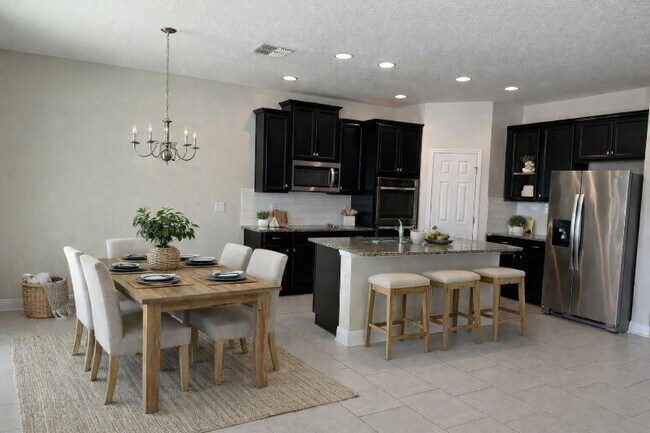 Foto del edificio - 2510 Sanderling St