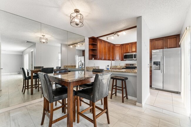 Foto del edificio - 2410 24th Way