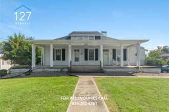 Building Photo - 3634 Fort Ave