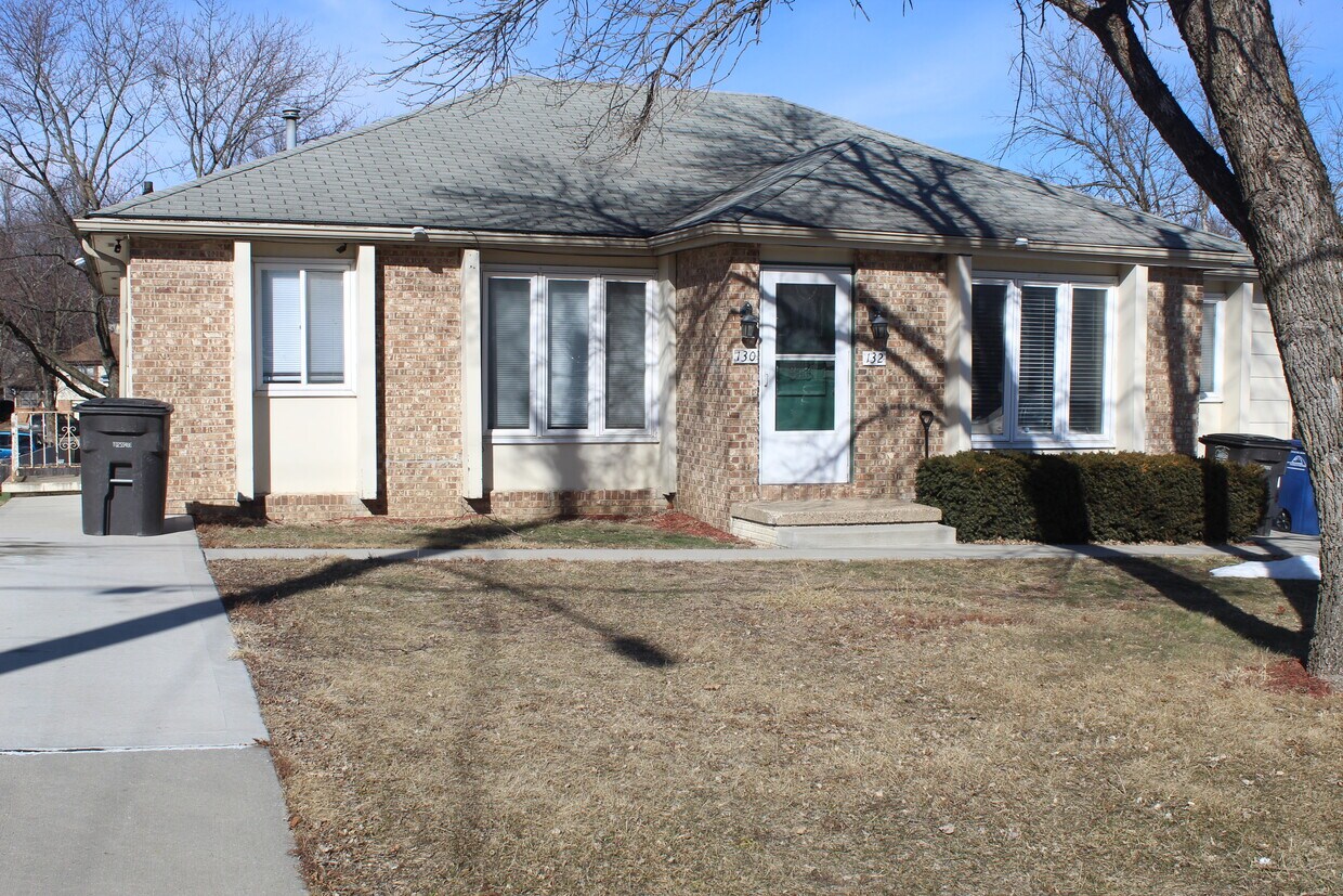 Primary Photo - 130 E McKinley Ave