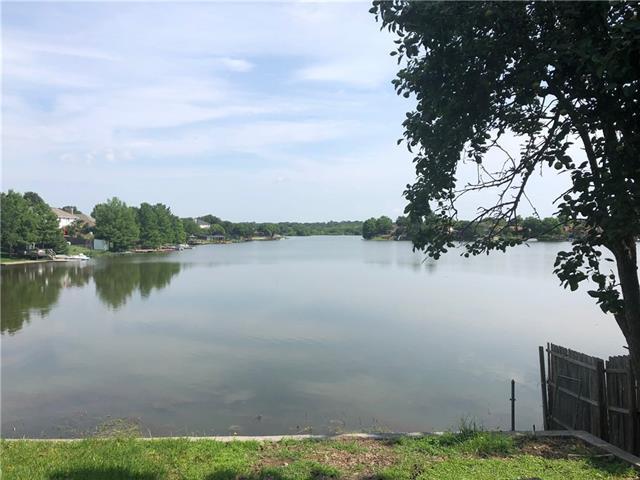 Foto del edificio - 1317 Lakeshore Dr