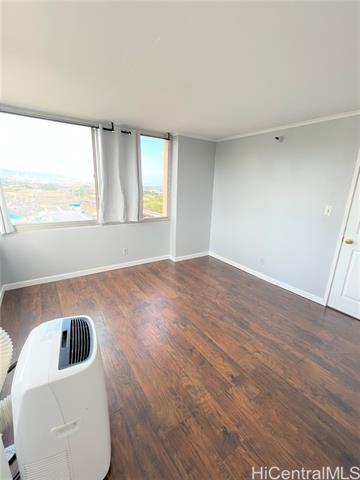 Building Photo - 1060 Kamehameha Hwy